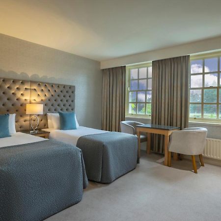 Slieve Russell Hotel Балликоннелл Экстерьер фото