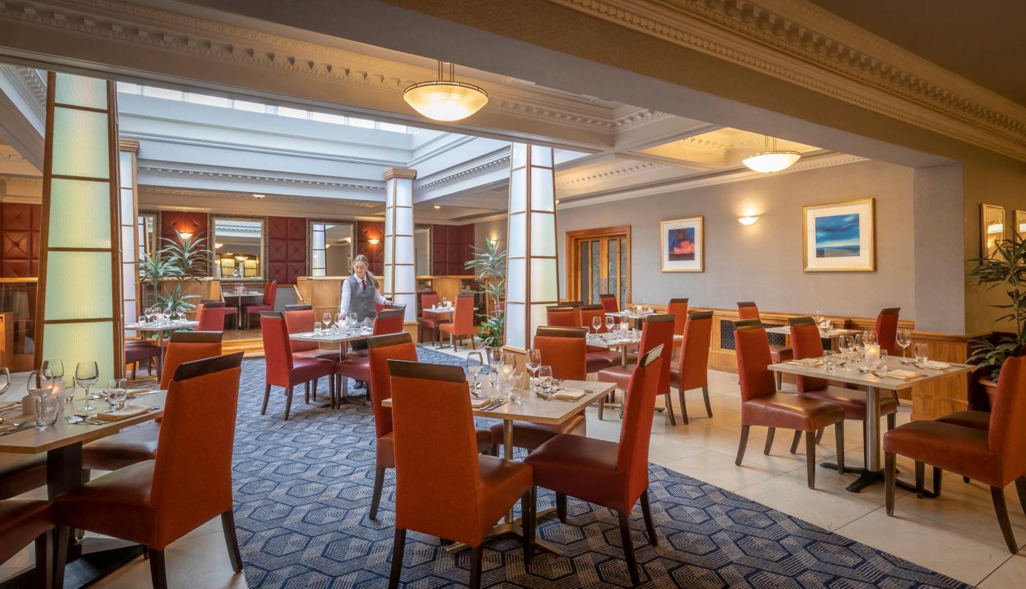 Slieve Russell Hotel Балликоннелл Экстерьер фото