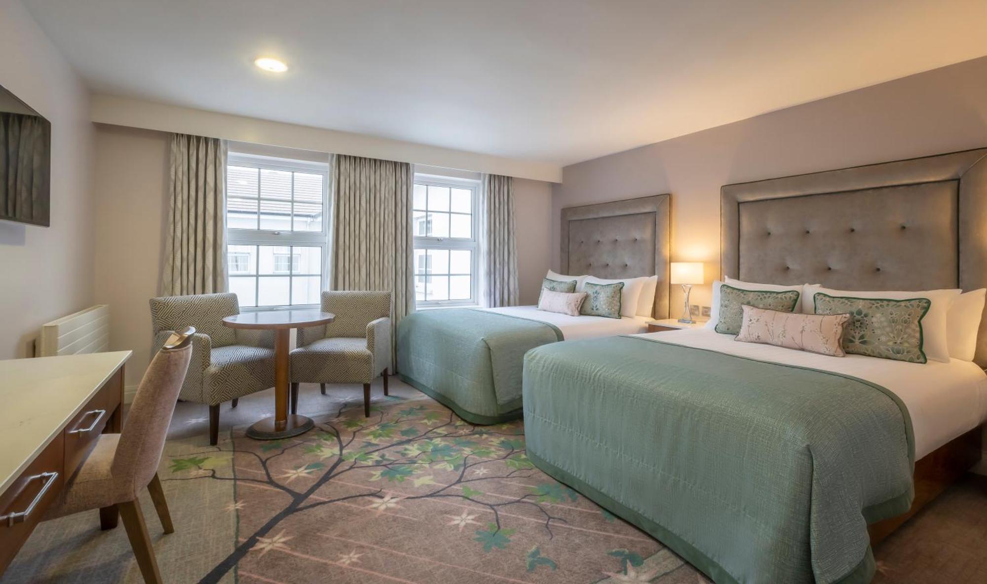 Slieve Russell Hotel Балликоннелл Экстерьер фото