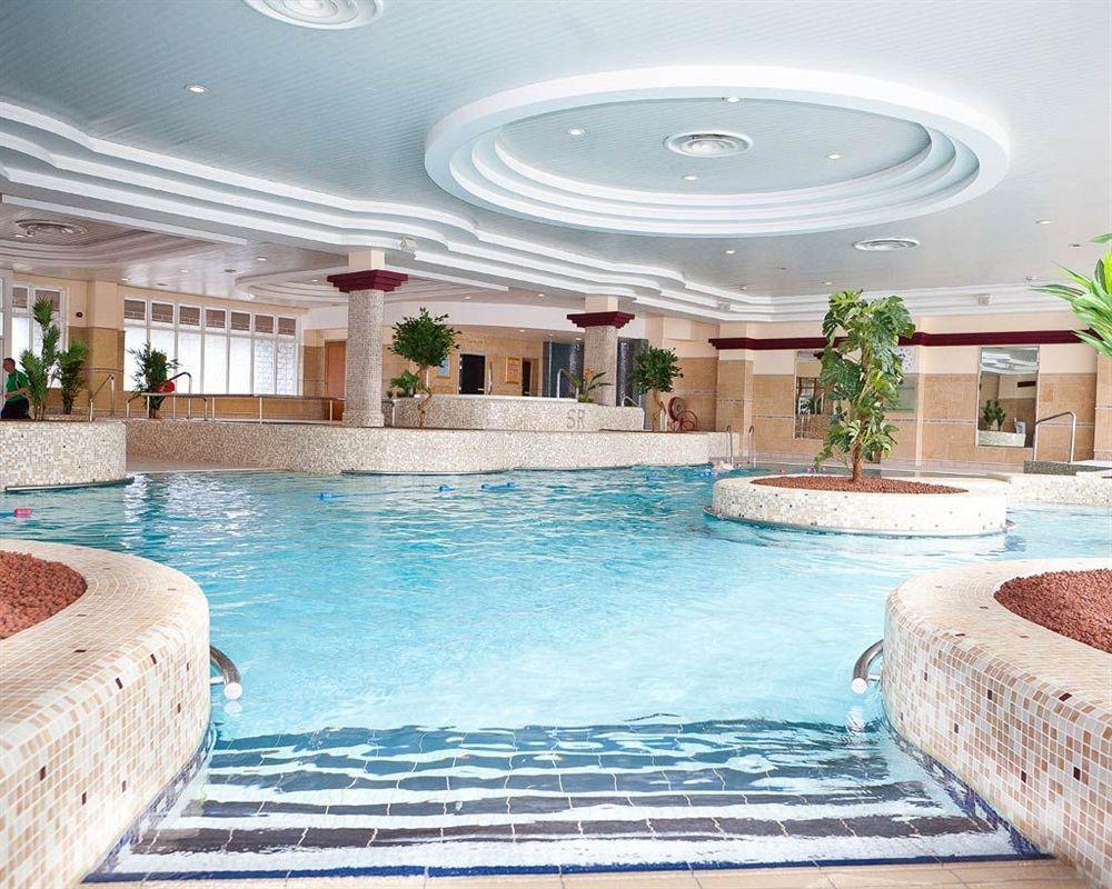Slieve Russell Hotel Балликоннелл Экстерьер фото