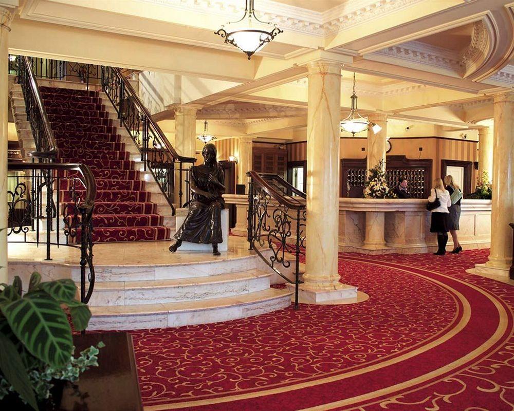 Slieve Russell Hotel Балликоннелл Экстерьер фото