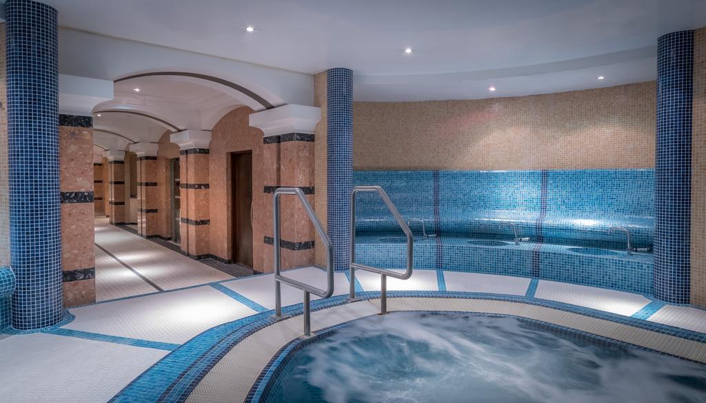 Slieve Russell Hotel Балликоннелл Экстерьер фото